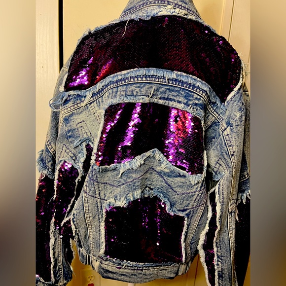 Distressed And sequined Jean Jacket Size Large oversized and lined - Picture 1 of 7